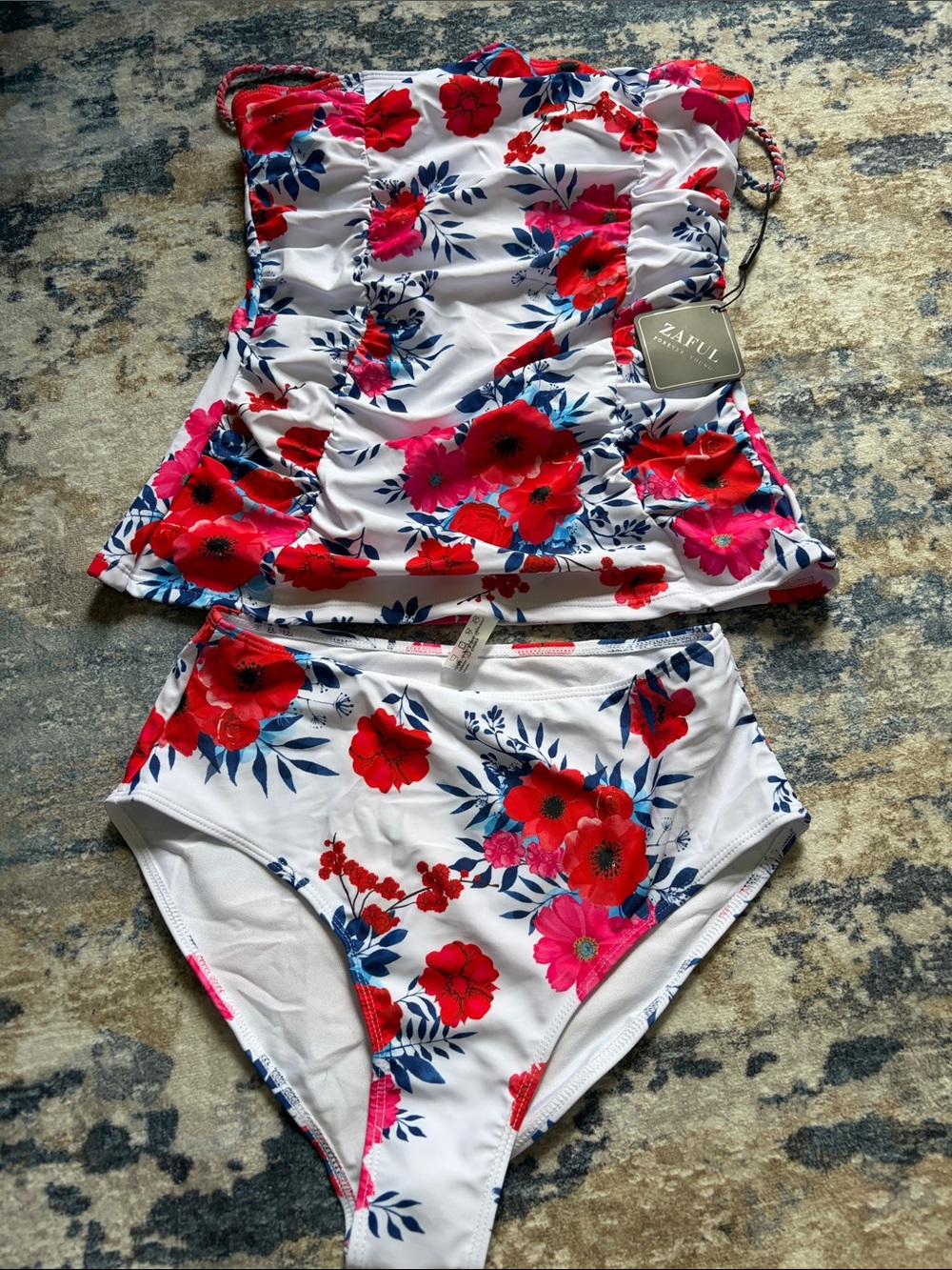 Zaful White Tankini Set with Red and Navy Floral Print